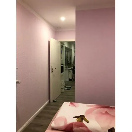 Apartment Romantic Near Seabeach