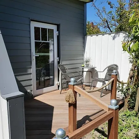 Romantic Near Seabeach Διαμέρισμα